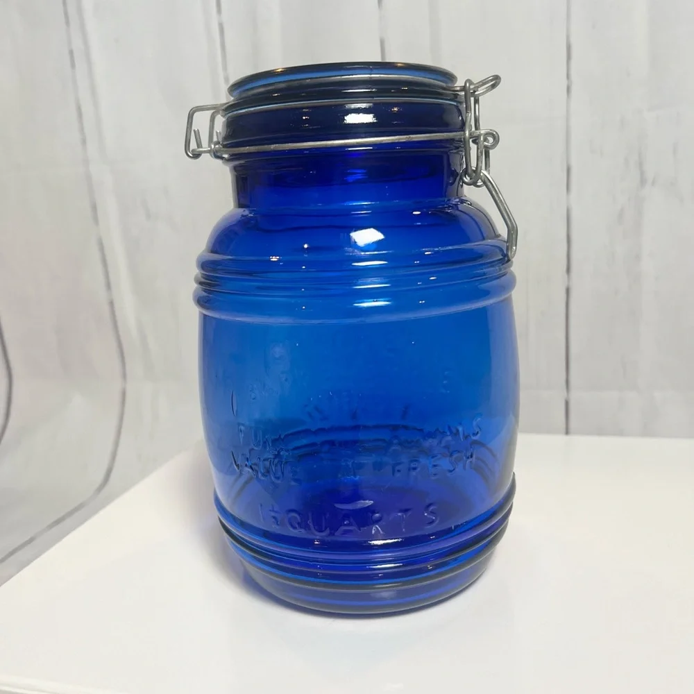 Vintage Cobalt Blue Glass Canister Jar 1.5 Qt Cracker Barrel Style Wire Bail Lid